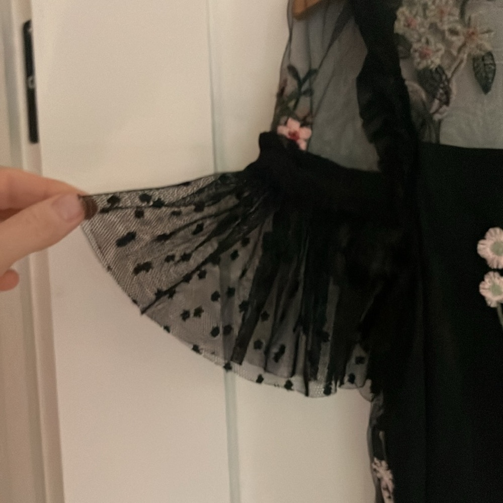 Lea & Viola black embroidered floral blouse - Picture 3 of 6